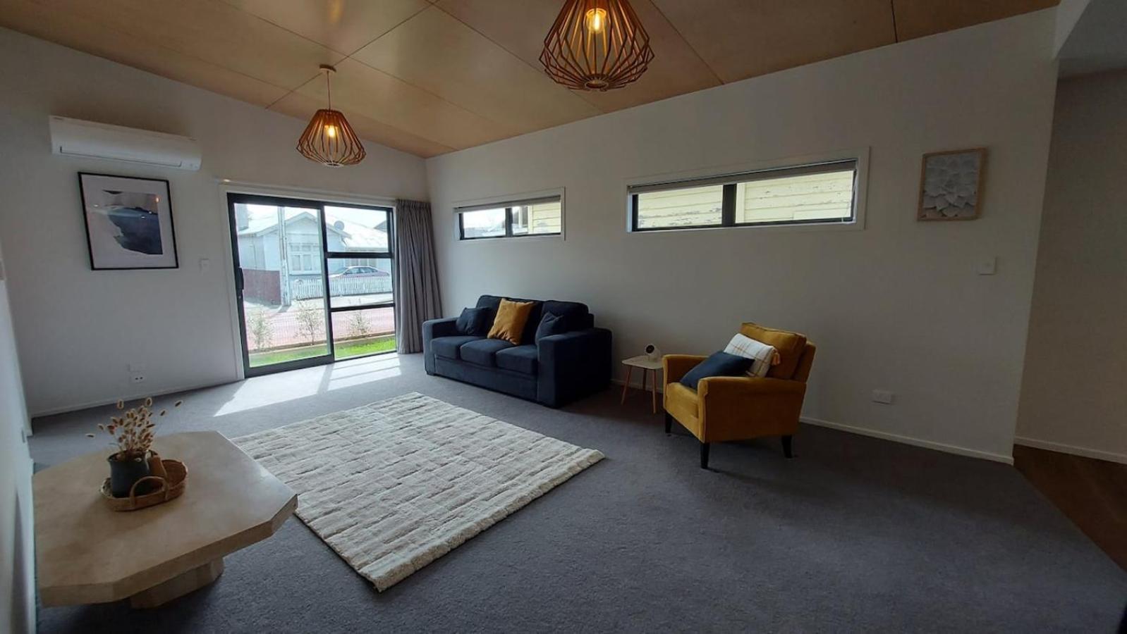 Sleek Suite By The Sand 2-Bedroom ダニーデン エクステリア 写真